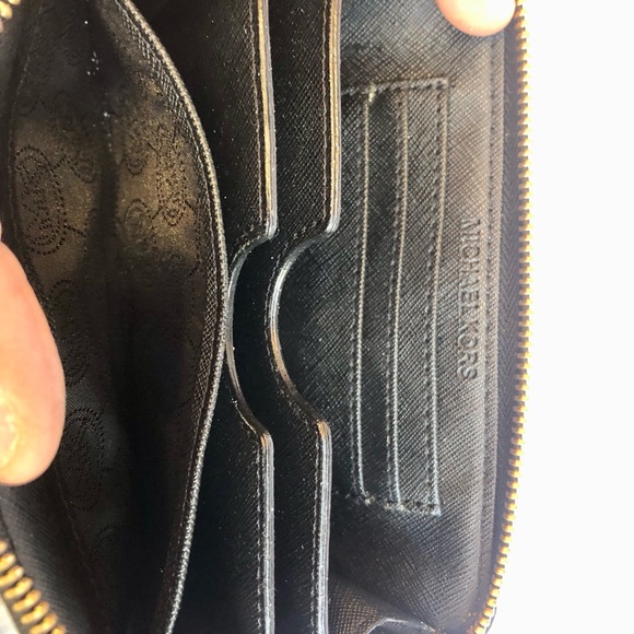 Michael Kors Black Leather Wallet/Wristlet. 
Great Condition. - Picture 5 of 5